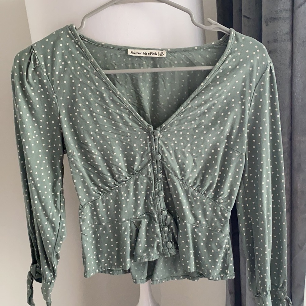 Abercrombie A&F  green/white polka dot top Size XS